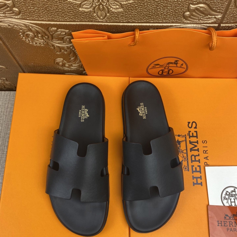 H**mes slippers
